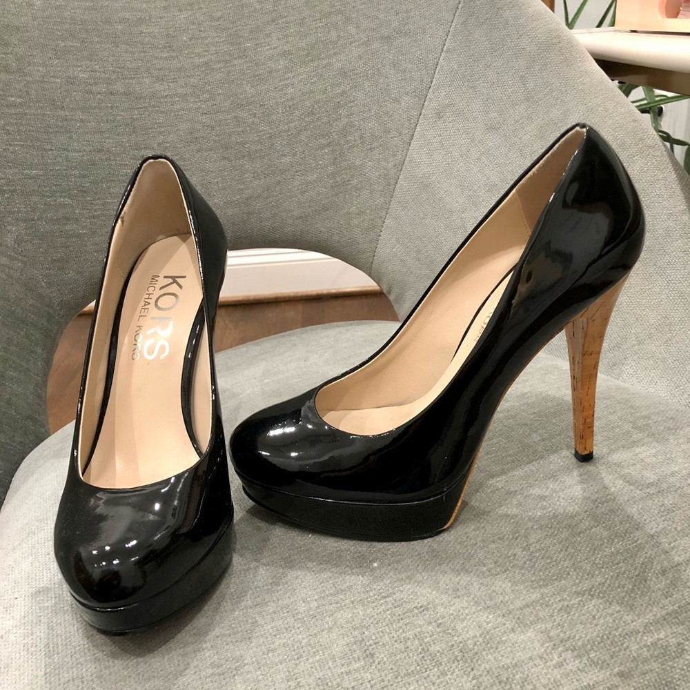 KORS by Michael Kors Black Patent Pumps